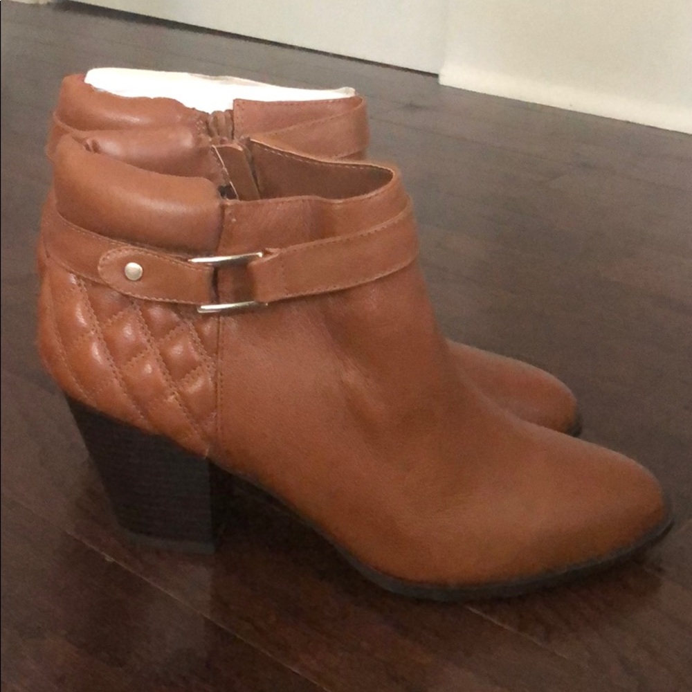 NWT Alfani Boots Brown Leather Booties 11 Zip